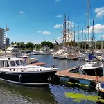 2 Bedroom Amazing In Ostende