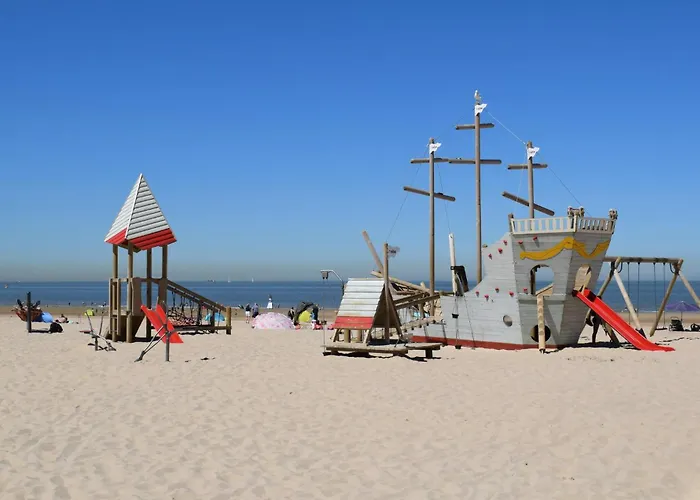 2 Bedroom Amazing In * Oostende