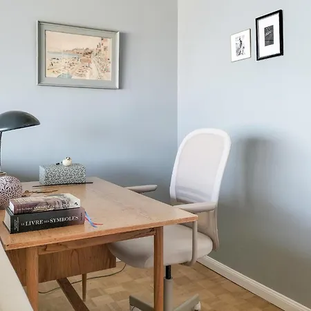 Apartament 2 Bedroom Amazing In *